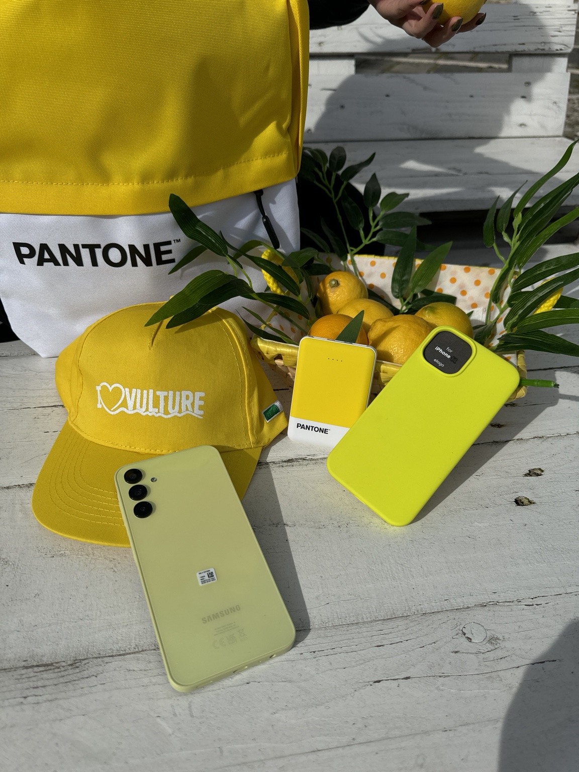 Smartphone e tecnologia nel negozio Mr.Tech